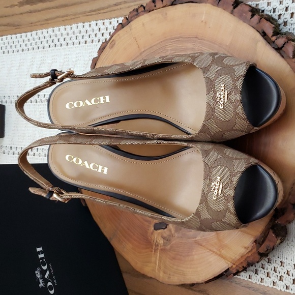 Coach Wedges - Picture 3 of 10